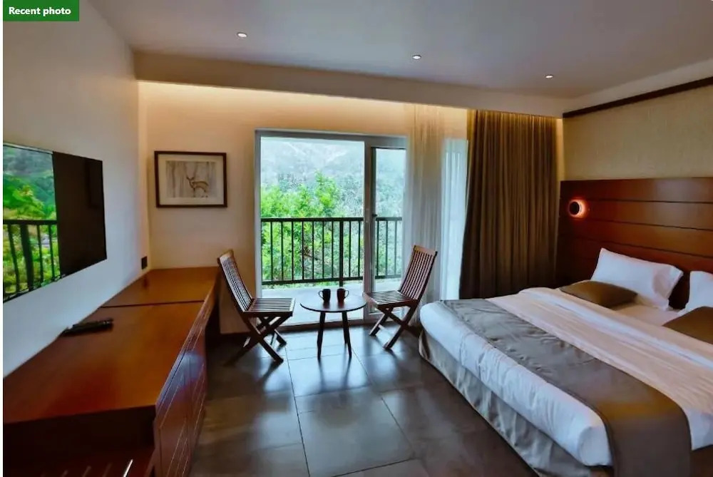 Куттикканам: The Violet Thekkady
