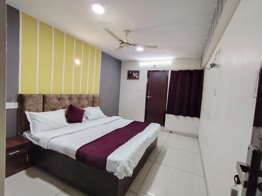 Индаур: Hotel Global Inn