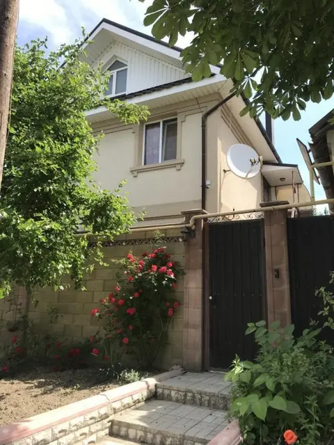 Керчь: Апартаменты На Чернышевского 21-1