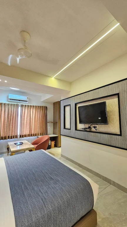 Индаур: Hotel Carnival