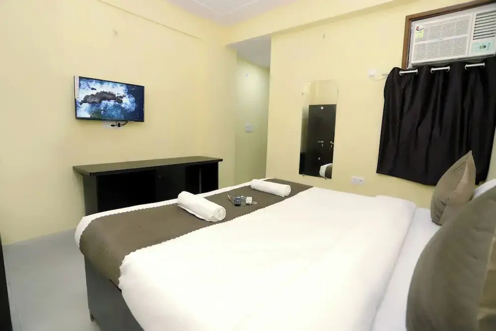 Нойда: Hotel City Nest