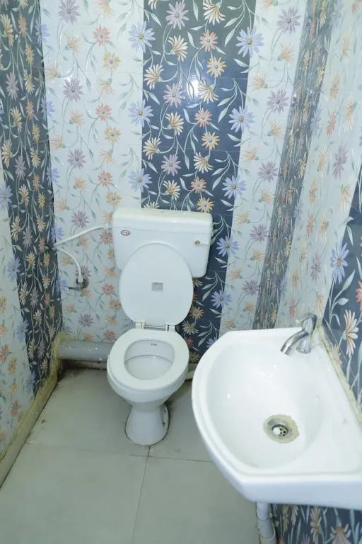 Ховрах: Rathore Inn
