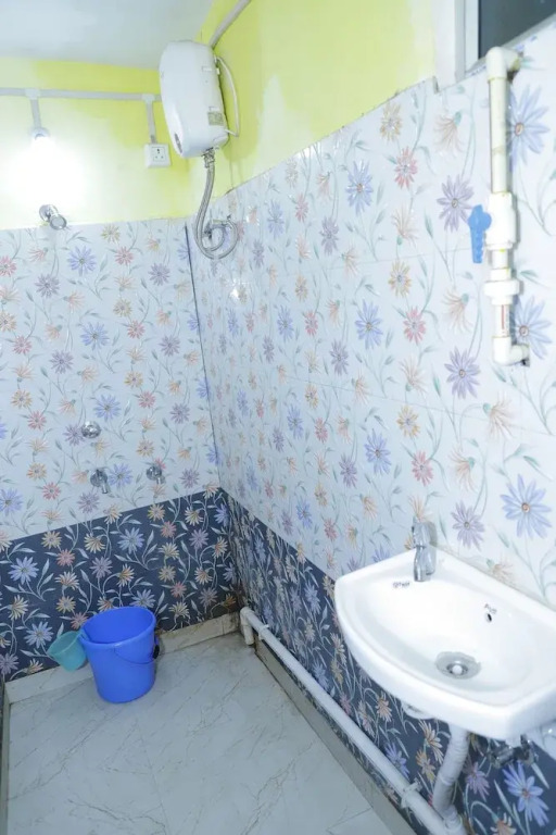 Ховрах: Rathore Inn