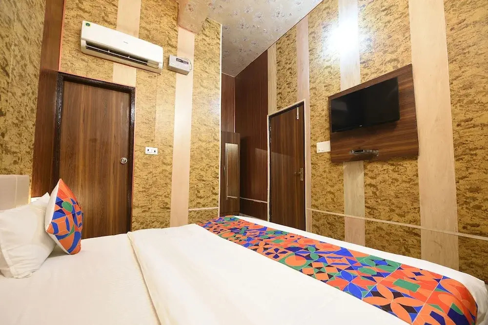 Фаридабад: Fabhotel The Grand Palace