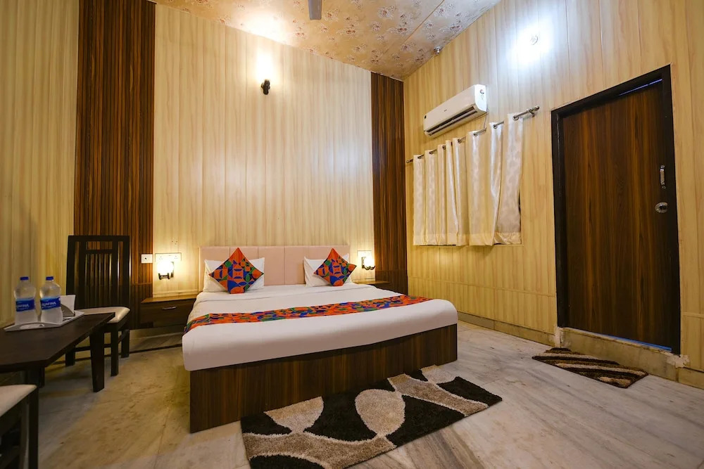 Фаридабад: Fabhotel The Grand Palace