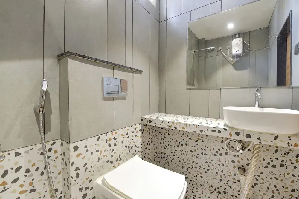 Индаур: Fabhotel Kesar