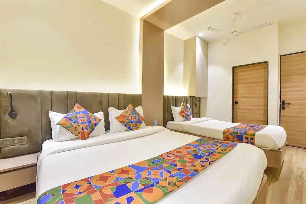 Индаур: Fabhotel Kesar