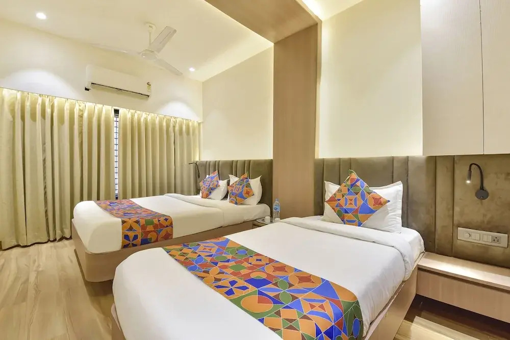 Индаур: Fabhotel Kesar