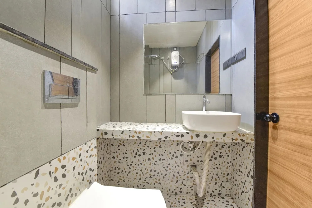 Индаур: Fabhotel Kesar