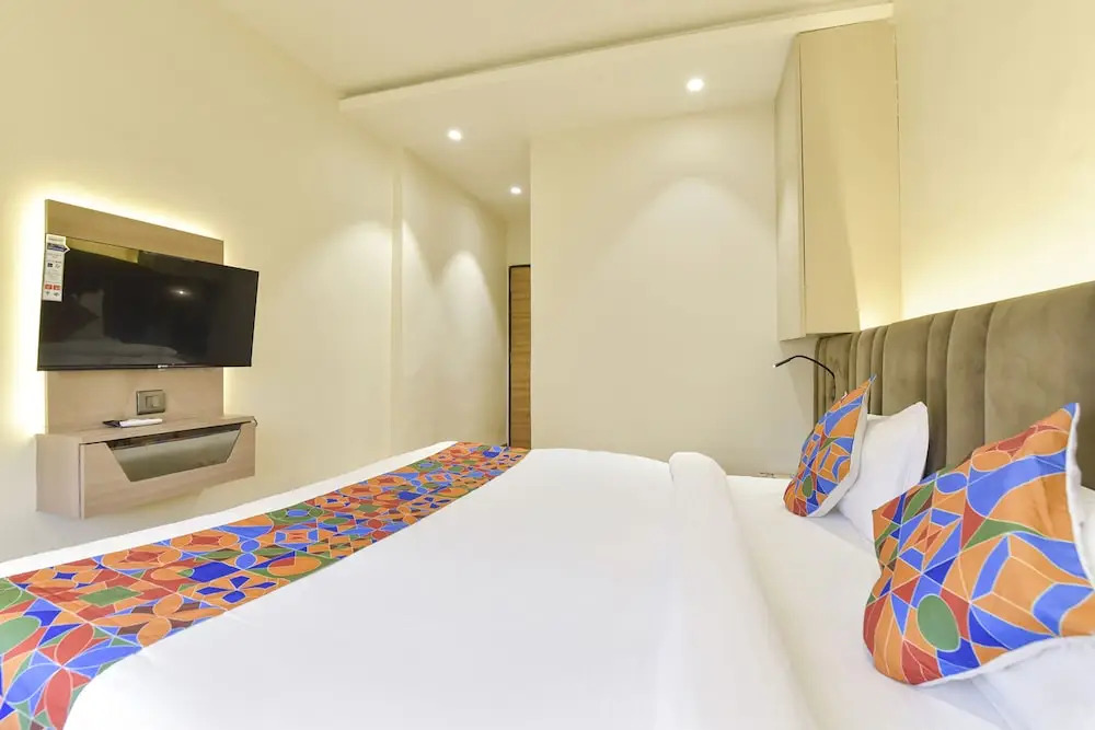 Индаур: Fabhotel Kesar