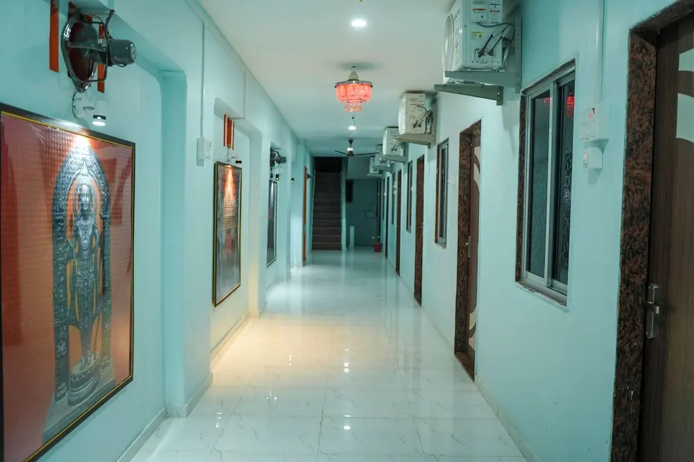 Айодхья: Hotel Ramlalla palace