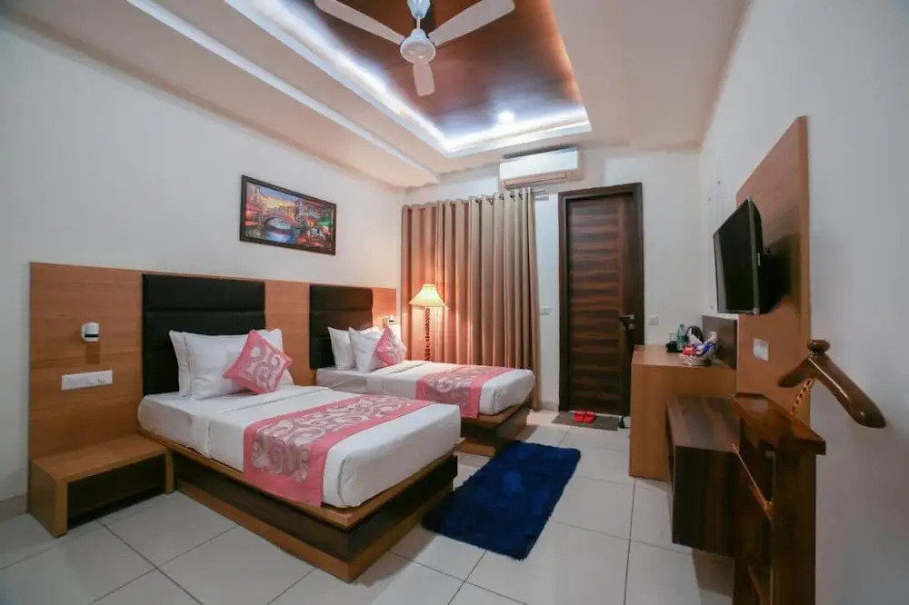 Нью-Дели: Hotel Grand Regency Near IGI Airport