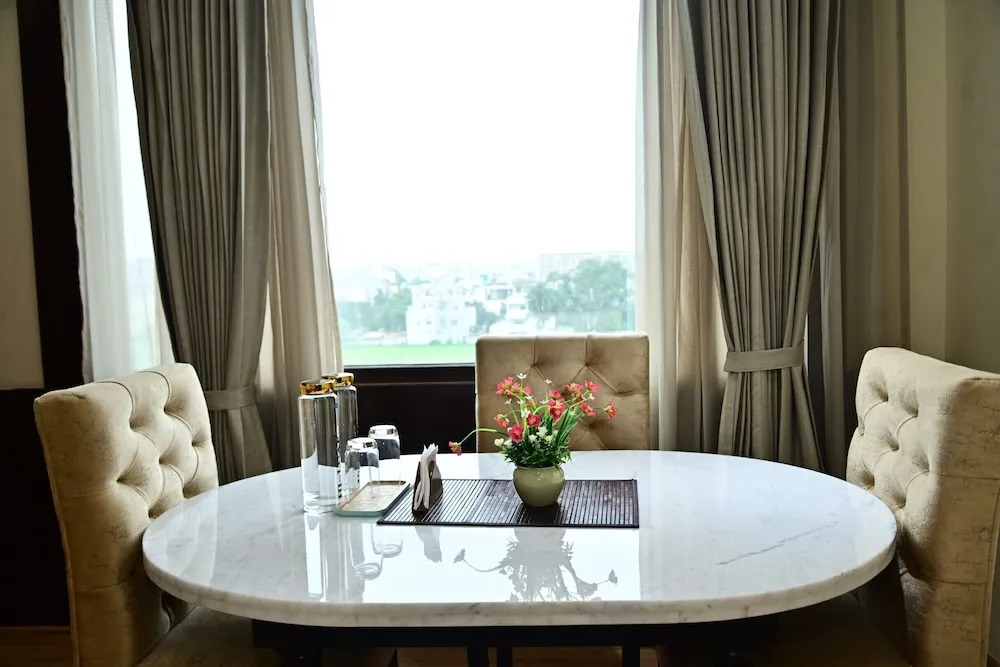 Индаур: Indore International Convention Center