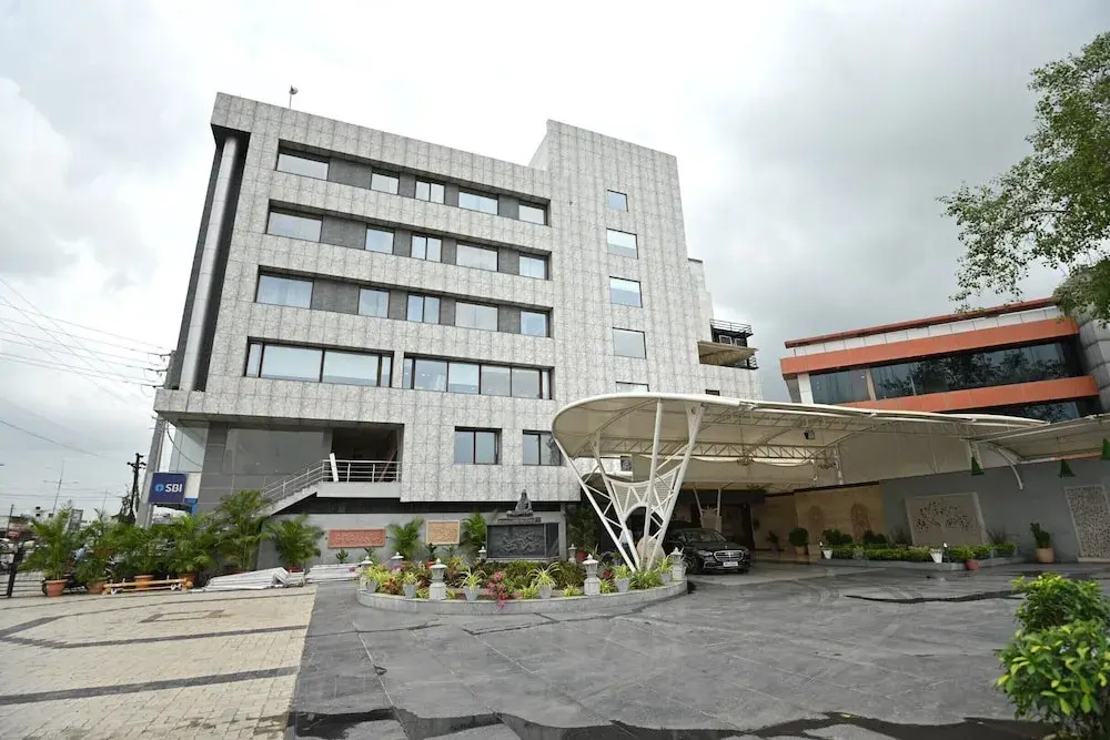 Индаур: Indore International Convention Center