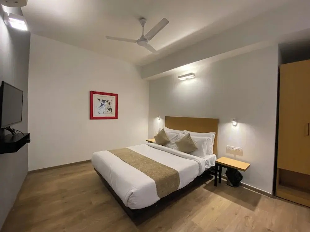 Фаридабад: Hotel Crown Omaxe The Forest Spa view