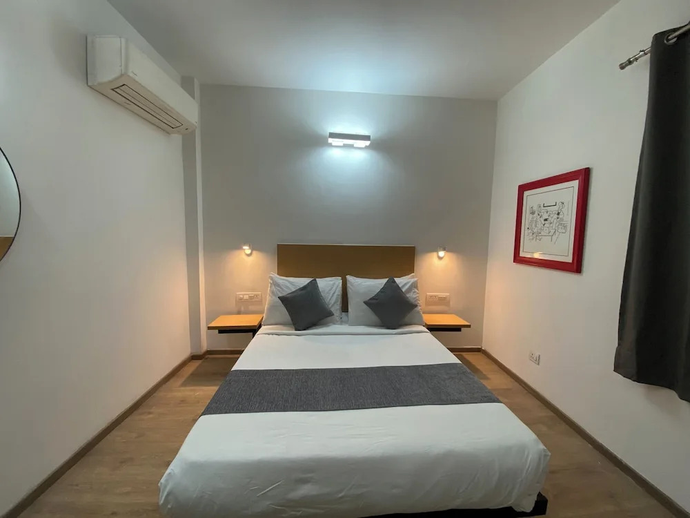 Фаридабад: Hotel Crown Omaxe The Forest Spa view