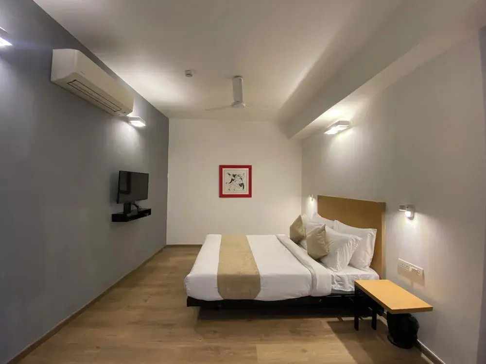 Фаридабад: Hotel Crown Omaxe The Forest Spa view