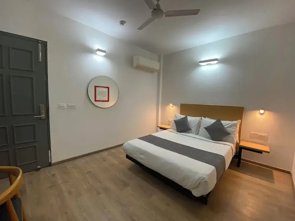 Фаридабад: Hotel Crown Omaxe The Forest Spa view