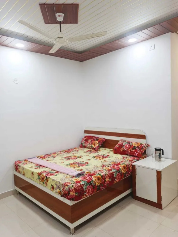 Матеран: Janani Niwas Matheran