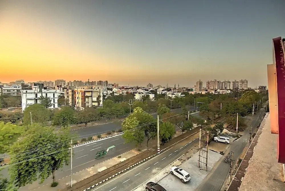 Гуруграм: Hotel 91 Huda City Centre