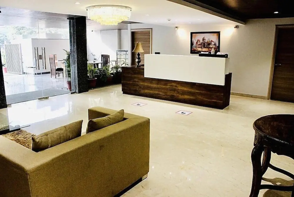 Гуруграм: Hotel 91 Huda City Centre