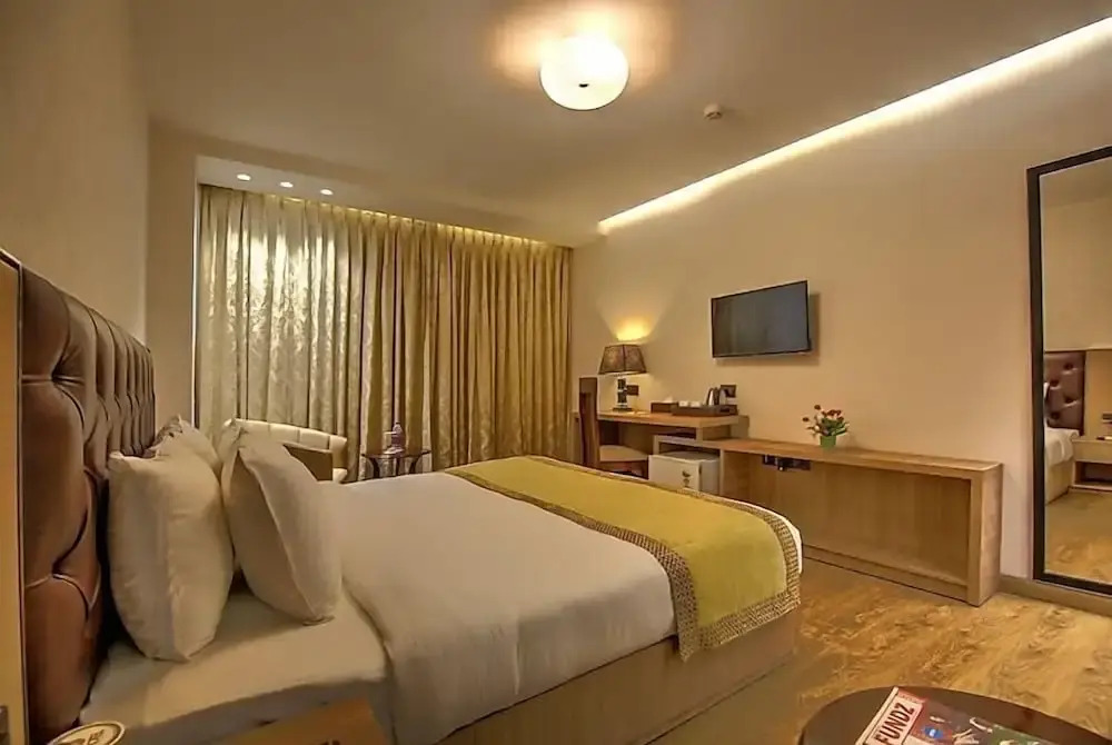 Гуруграм: Hotel 91 Huda City Centre