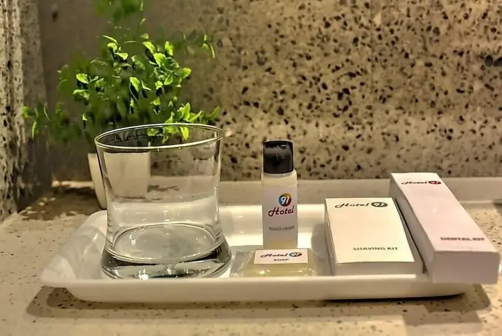 Гуруграм: Hotel 91 Huda City Centre