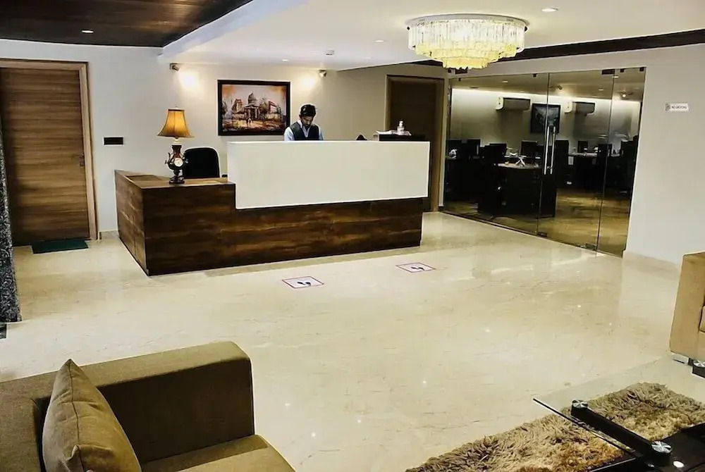 Гуруграм: Hotel 91 Huda City Centre