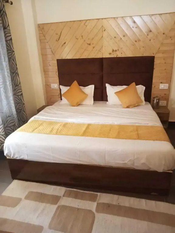 Манали: Heaven Inn Manali
