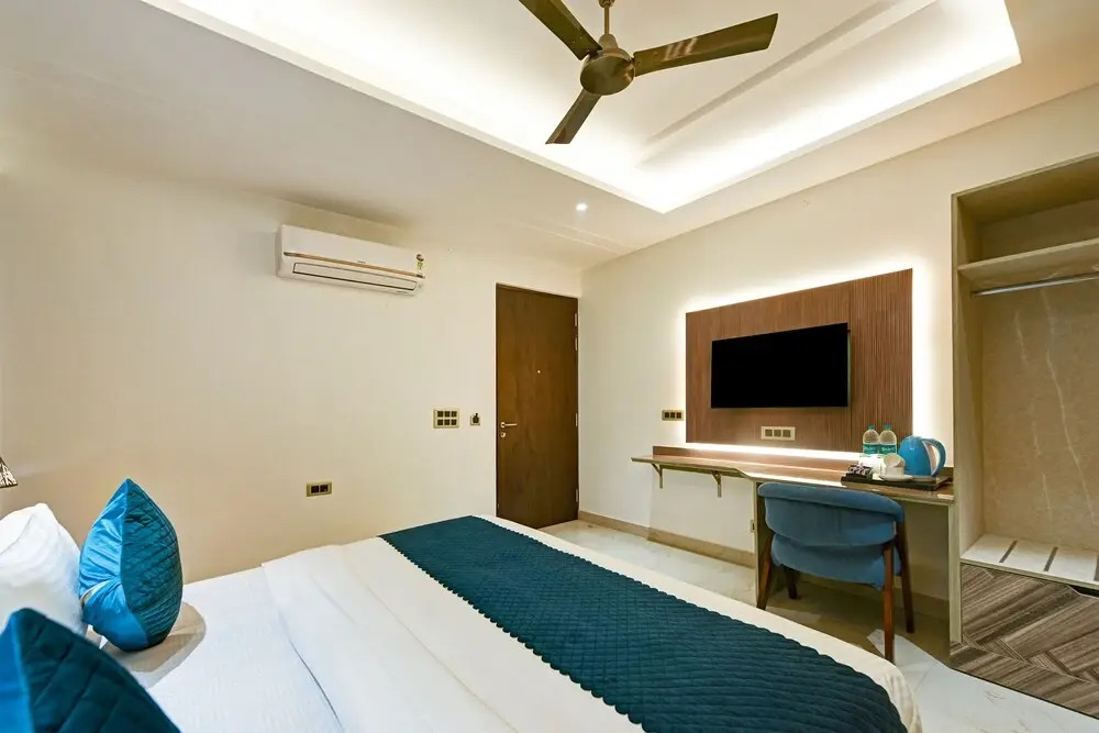 Нойда: Suite Grand Plaza Noida