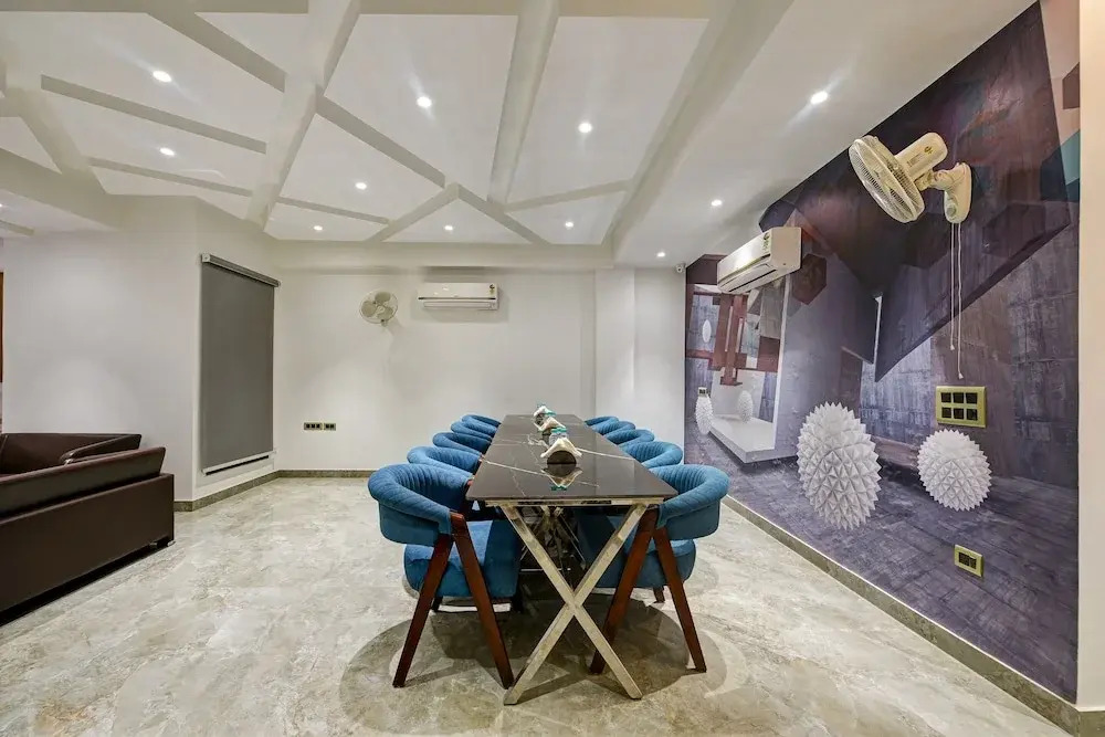 Нойда: Suite Grand Plaza Noida