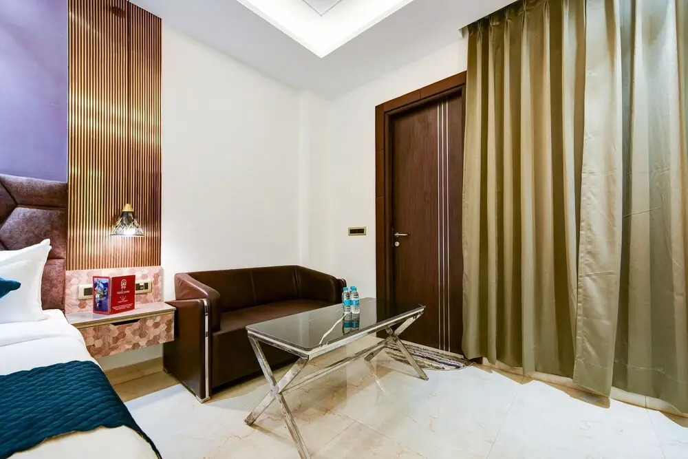 Нойда: Suite Grand Plaza Noida
