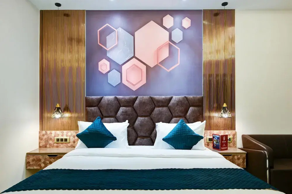 Нойда: Suite Grand Plaza Noida