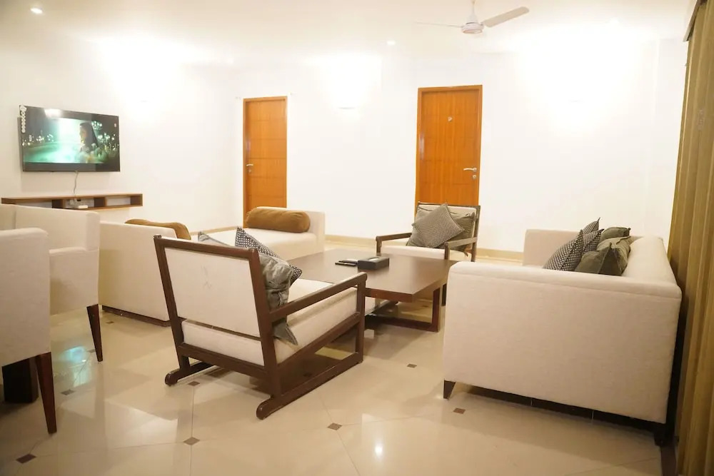 Читракут: Arogyadham Swasthya Kutir