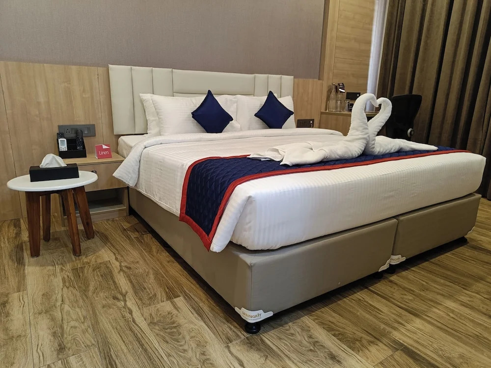 Колхапур: Zip By Spree Hotels Kolhapur