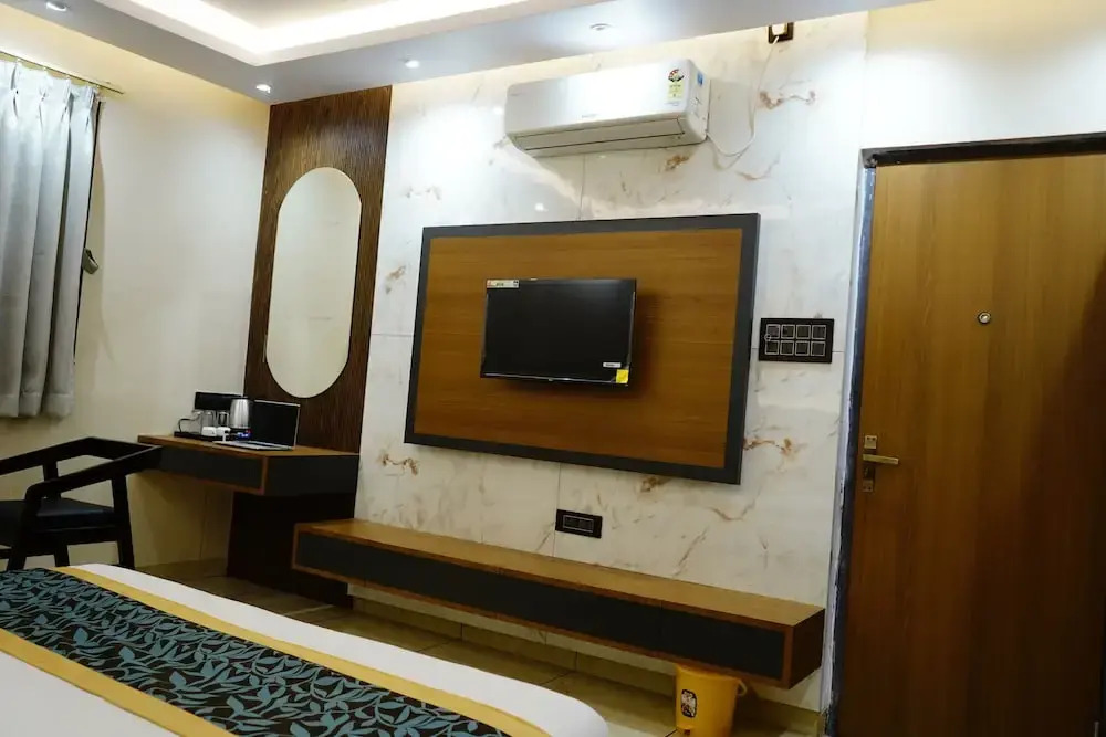 Гайя: Hotel Shakuntla Palace