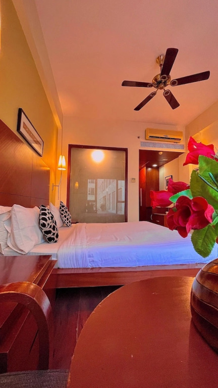 Удаипур: The Sky Imperial Udaipur