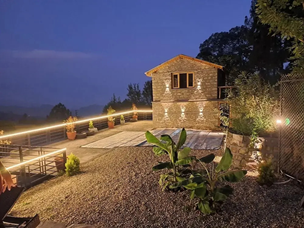 Наинитал: The Cozy Acorn Resort