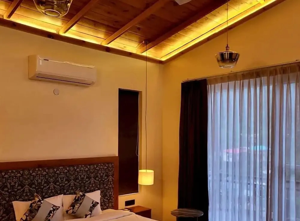 Наинитал: The Cozy Acorn Resort