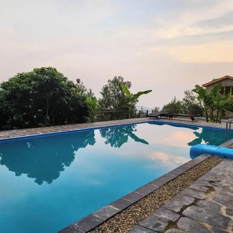 Наинитал: The Cozy Acorn Resort
