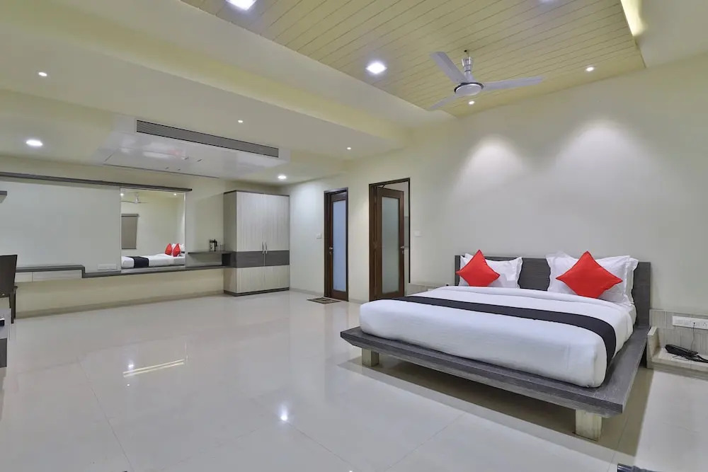 Анклешвар: Atithi Resort