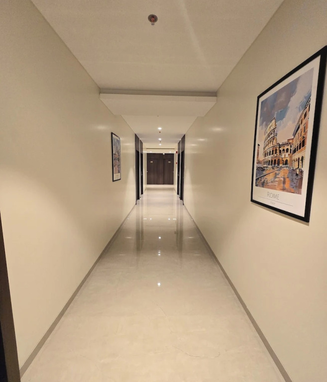 Чандрапур: Western Hotel
