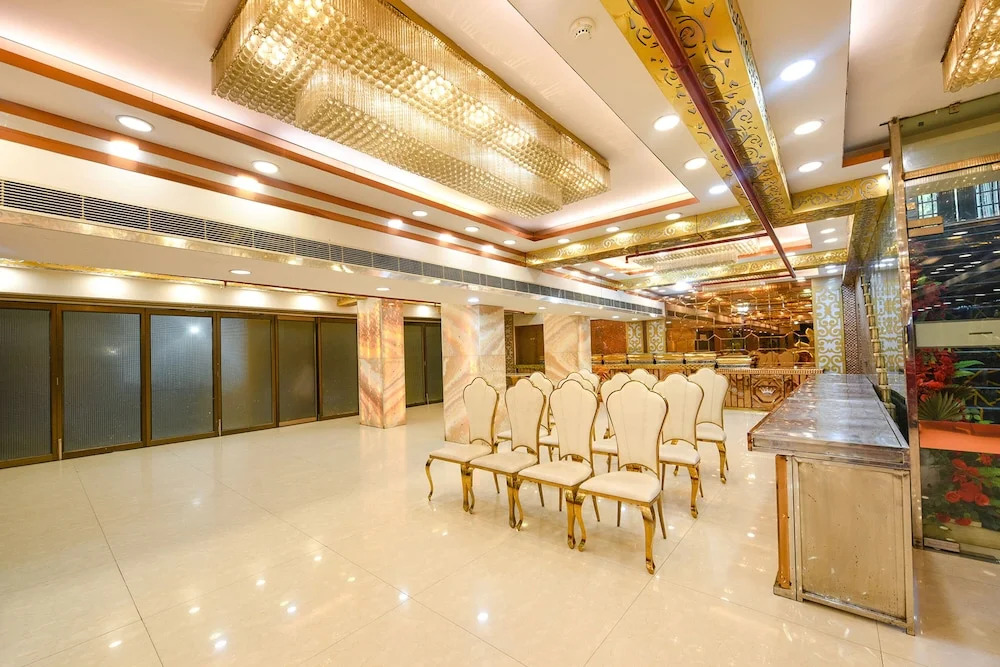Газиабад: Fabhotel Prime Grand Palace I