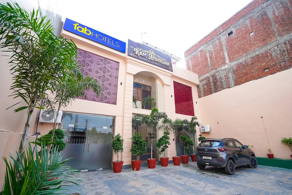 Файзабад: Fabhotel Ram Anandam Inn