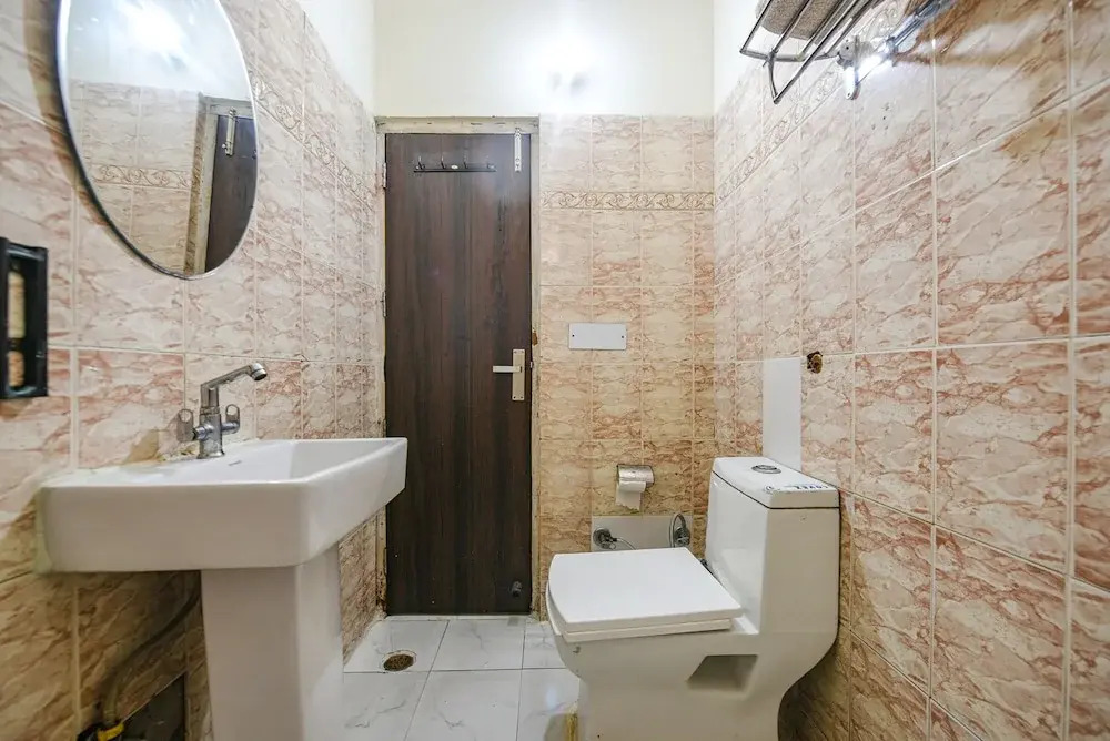 Чандигарх: Fabhotel Royal Inn