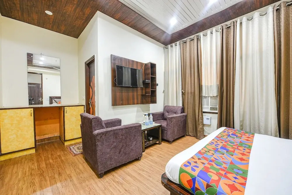 Чандигарх: Fabhotel Royal Inn
