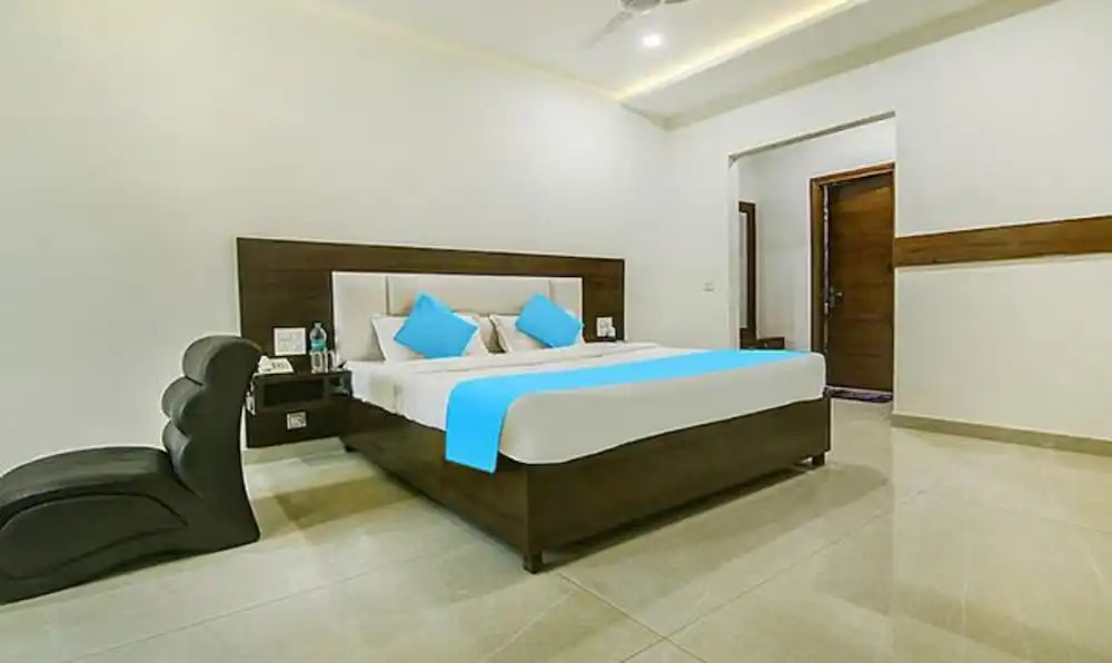 Панчкула: Fabhotel Aditya And Kings