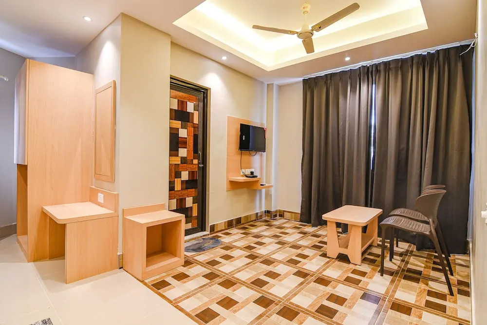 Ховрах: Fabhotel Jp