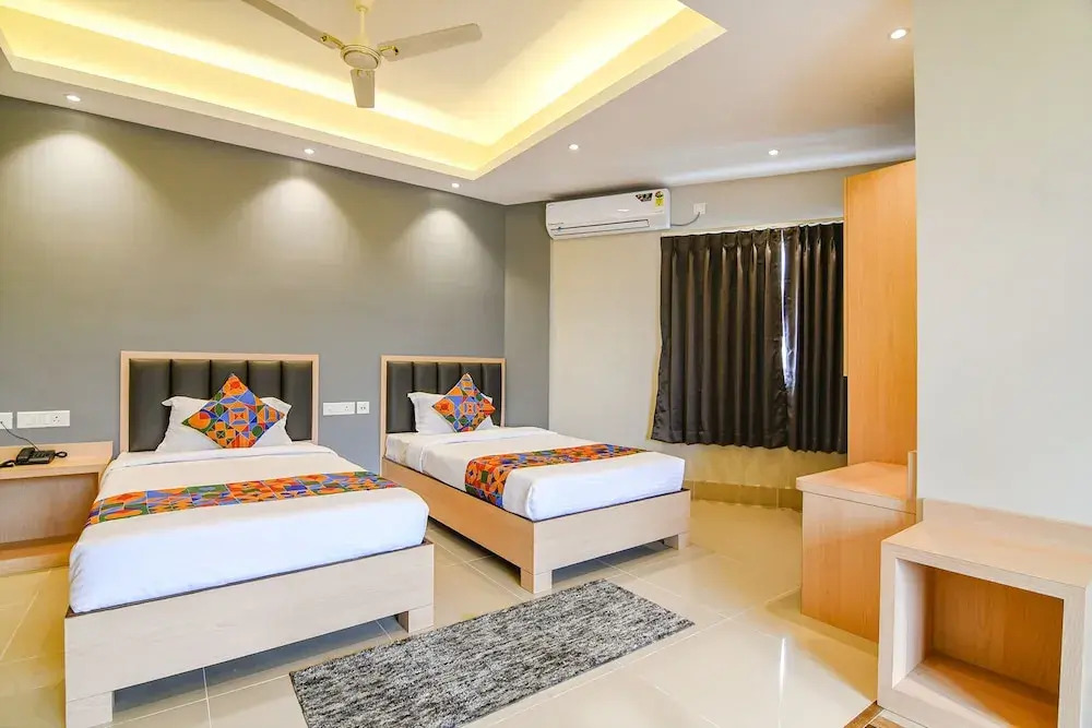Ховрах: Fabhotel Jp