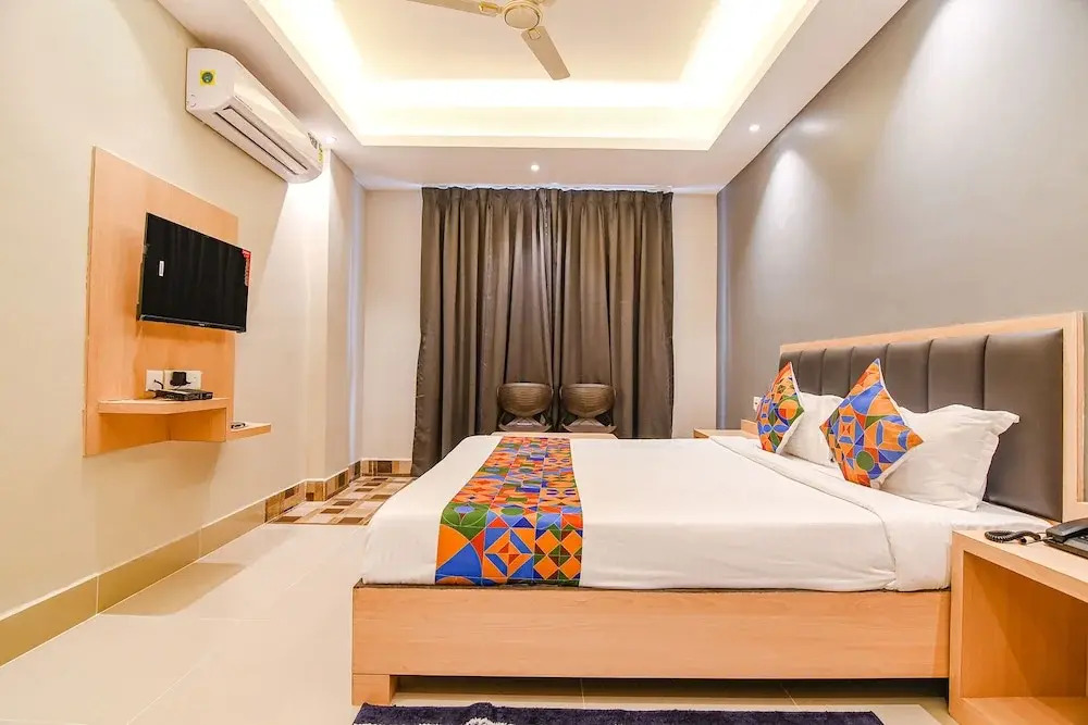 Ховрах: Fabhotel Jp